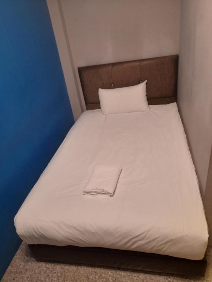 Zhu Feng Hotel Zhunan Bagian luar foto